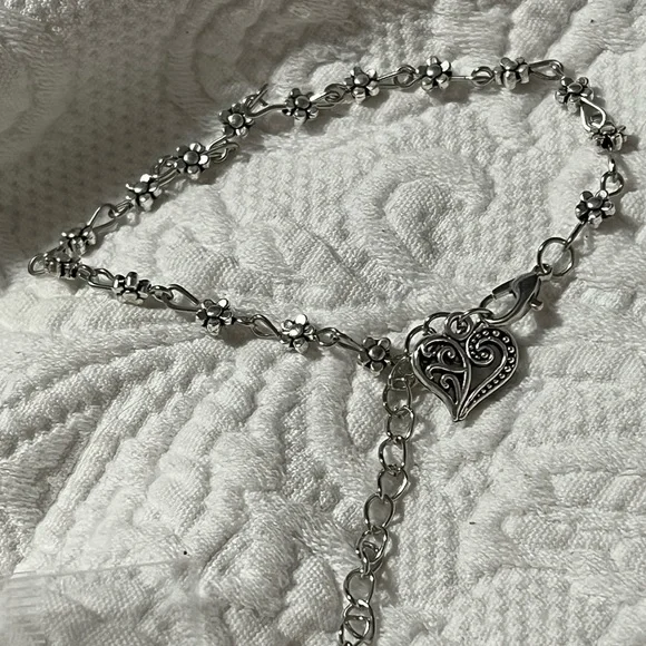 Floral anklet/Bracelet - Picture 9 of 11